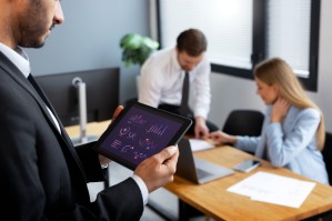 Цифровые технологии и искусственный интеллект в финансах и бизнес-аналитике