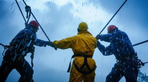Ведение поисковых, аварийно-спасательных, подъёмных и водолазных работ