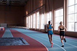 Спортивные сооружения и индустрия