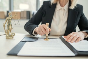 Адвокатура и нотариат