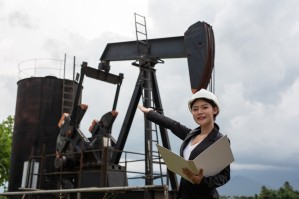 Управление разработкой нефтяных месторождений