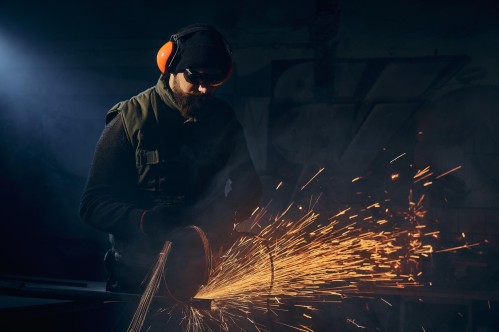 Сварщик (электросварочные и газосварочные работы)