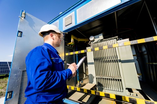 Сборщик сердечников трансформаторов