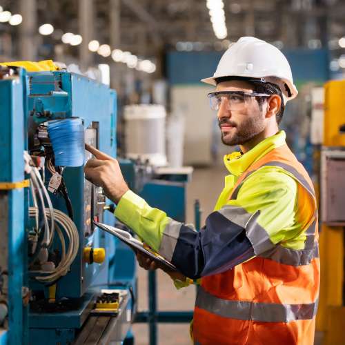 Монтажник технологического оборудования и связанных с ним конструкций