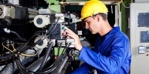 Техник, старший техник