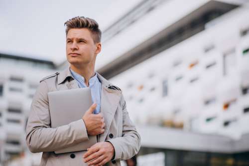 Сотрудник правоохранительных органов