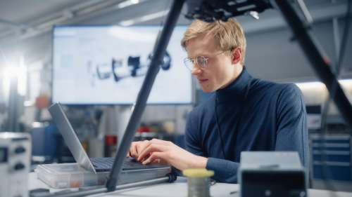 Специалист по машинному обучению