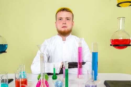 Специалист по химии полимерных соединений, химик-полимерщик