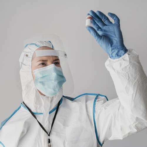 Вирусолог