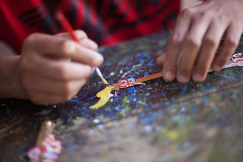 Художник росписи по эмали