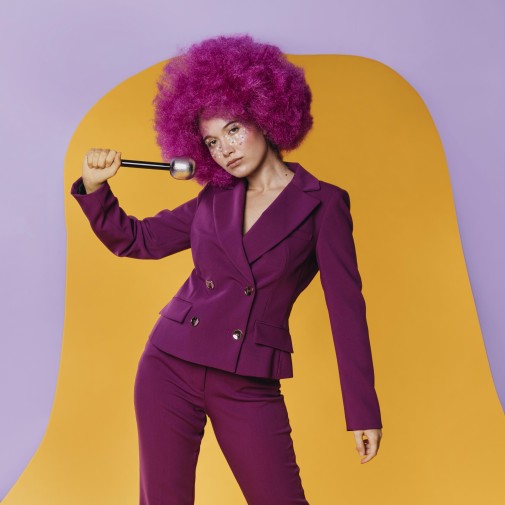 Авангардный (современный) певец