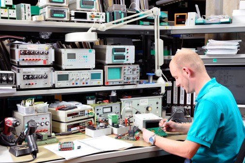 Инженер электронной техники