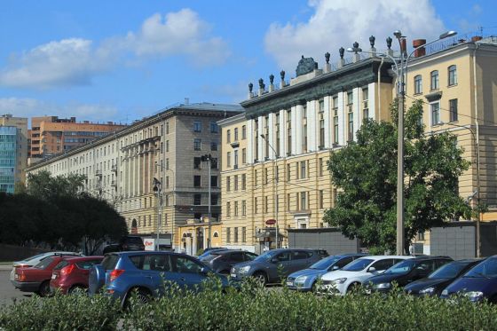 Санкт-Петербургский техникум отраслевых технологий, финансов и права
