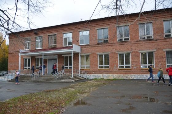 Сысертский социально-экономический техникум "Родник"