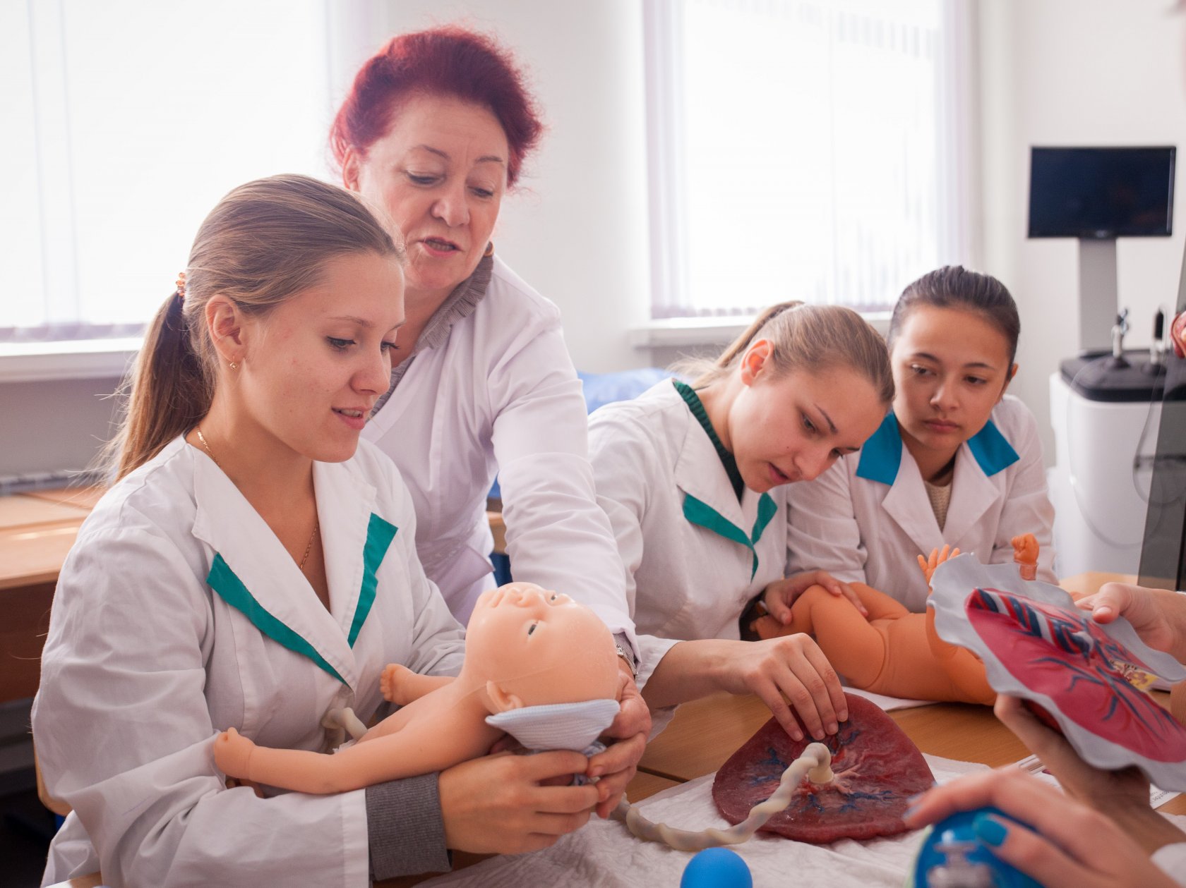 Специальность СПО Лечебное дело в ТОМК (Тамбовский областной медицинский  колледж): средний балл аттестата на бюджет и платное, стоимость обучения,  количество мест