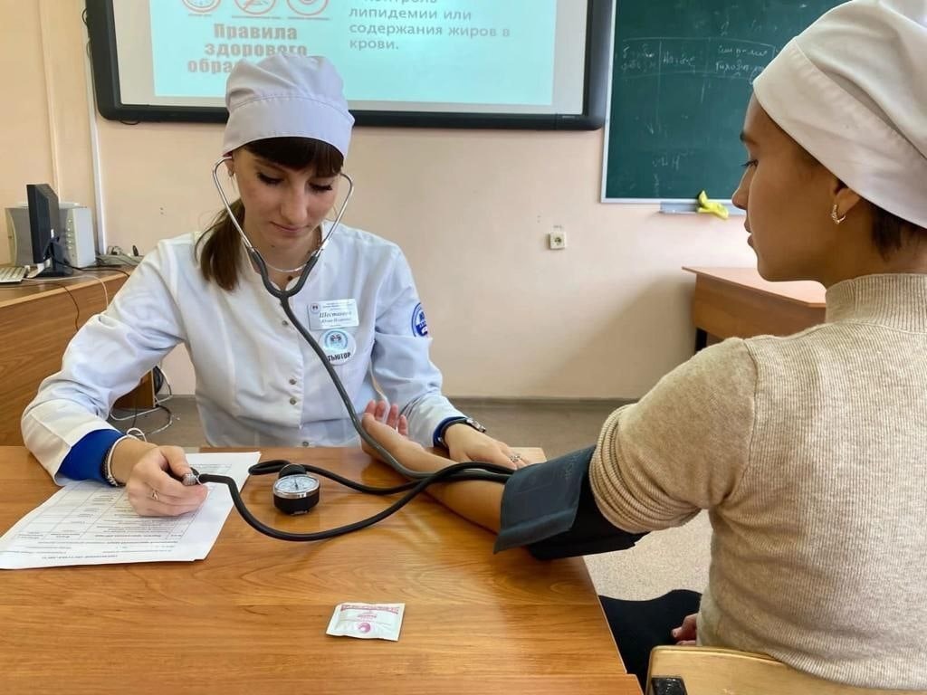 Поступление в медицинский вуз. Медицинский колледж волгодонск. Поступила ли я в медицинский колледж. Лекция в медицинском вузе. Список абитуриентов в медицинский колледж.