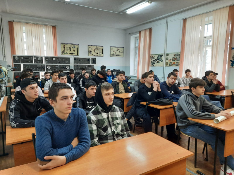 Сайт автодорожного колледжа махачкалы. Автомобильно-дорожный колледж Махачкала. Кабардино-Балкарский автомобильно-дорожный колледж. Автодор колледж Махачкала. Нальчик автомобильно дорожный колледж.