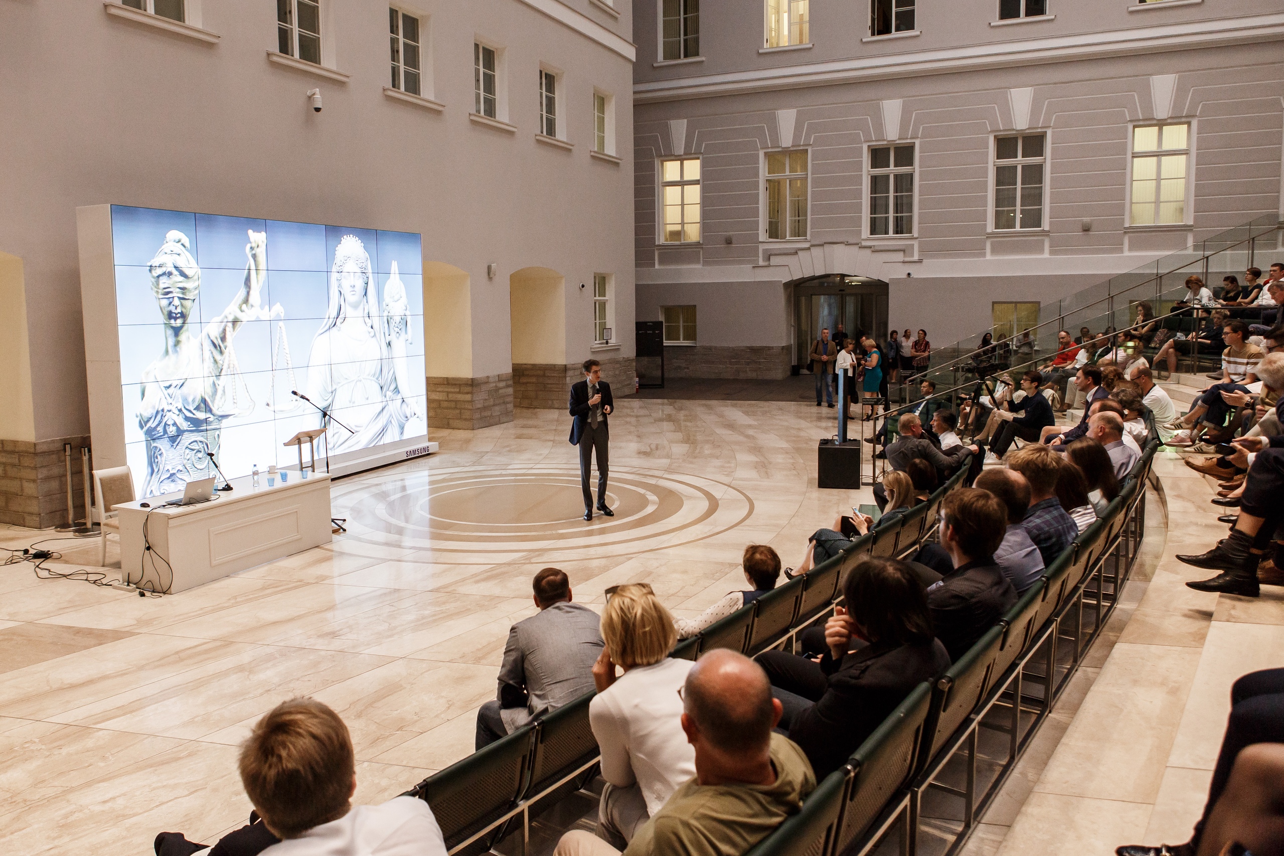 ЕУСПб 2024: Европейский университет в Санкт-Петербурге - стоит ли ...